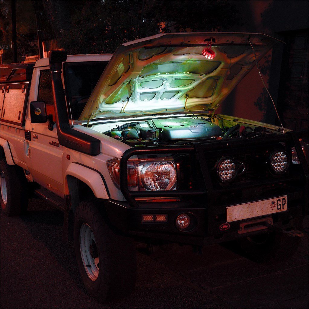 Alerta Magnetic Roadside Warning Light BLACK - Tools Torches And Knives,On the Road,For Car,Travel Essentials,Tools Road,Tools Knives