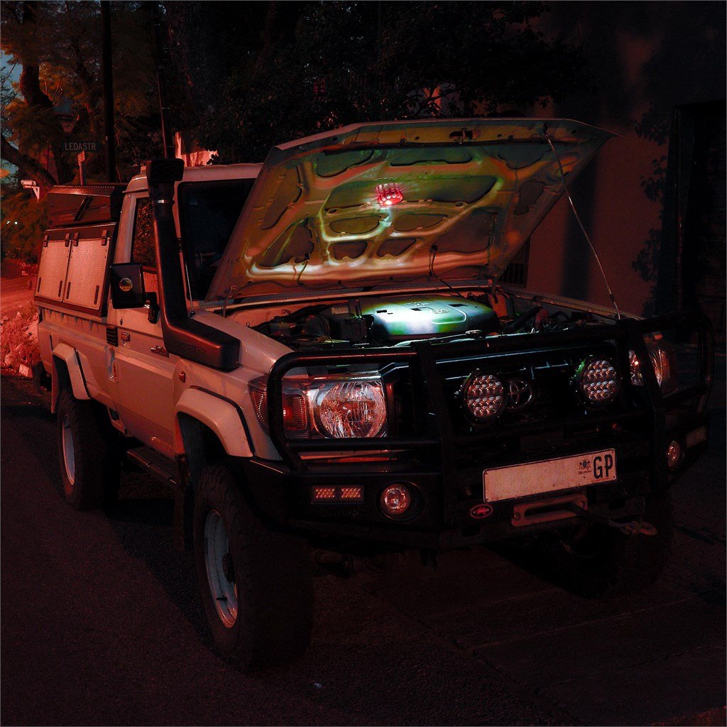 Alerta Magnetic Roadside Warning Light BLACK - Tools Torches And Knives,On the Road,For Car,Travel Essentials,Tools Road,Tools Knives