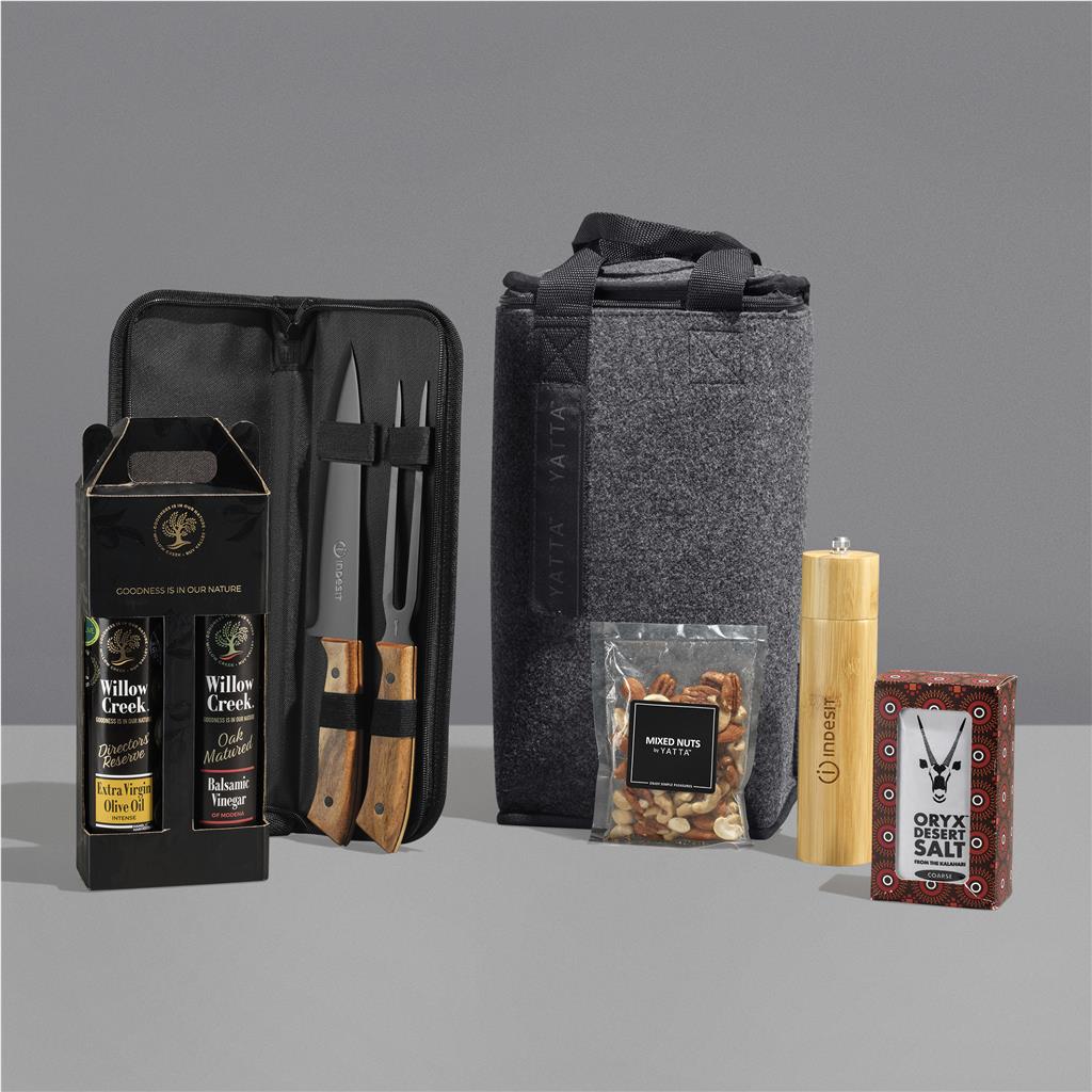 Baste & Brilliance Hamper NATURAL - Unisex Hampers