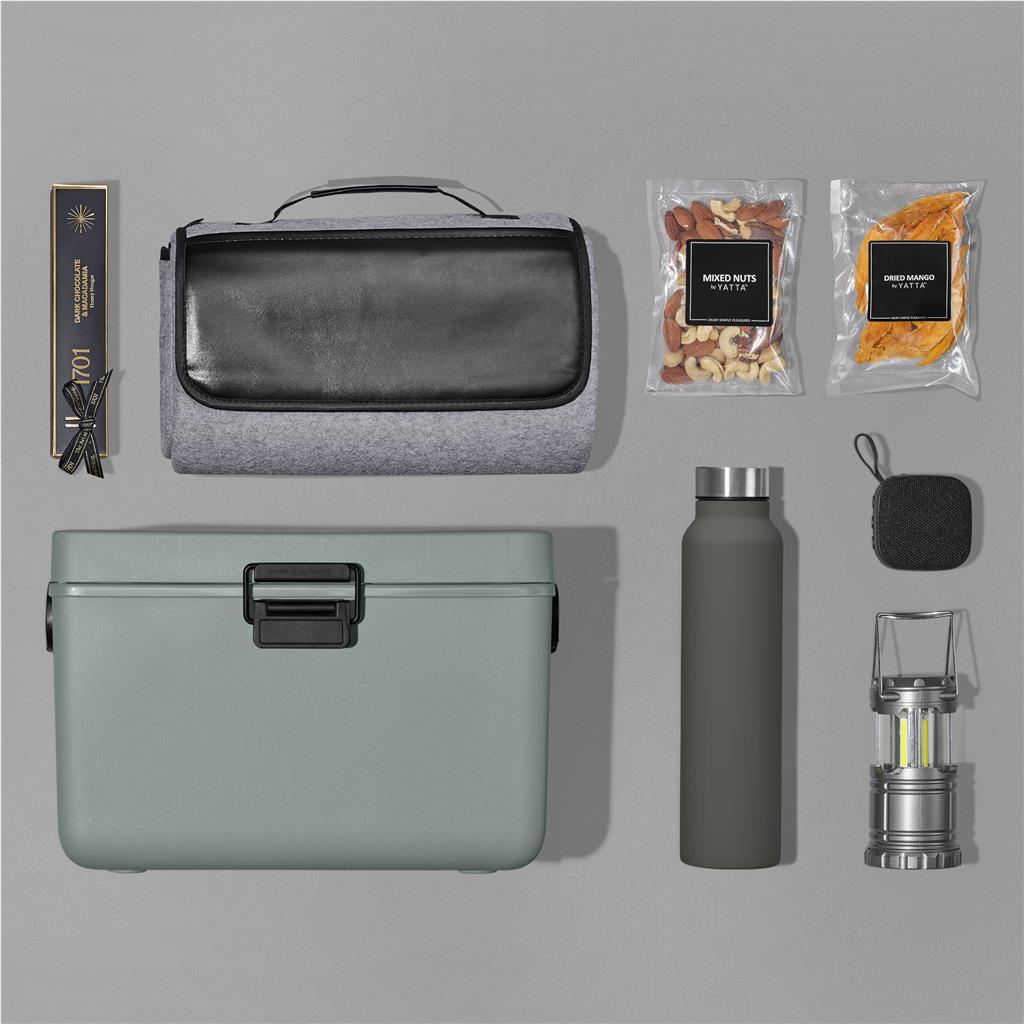 Bushveld Bounty Hamper - Premium Hampers,Outdoor Hampers