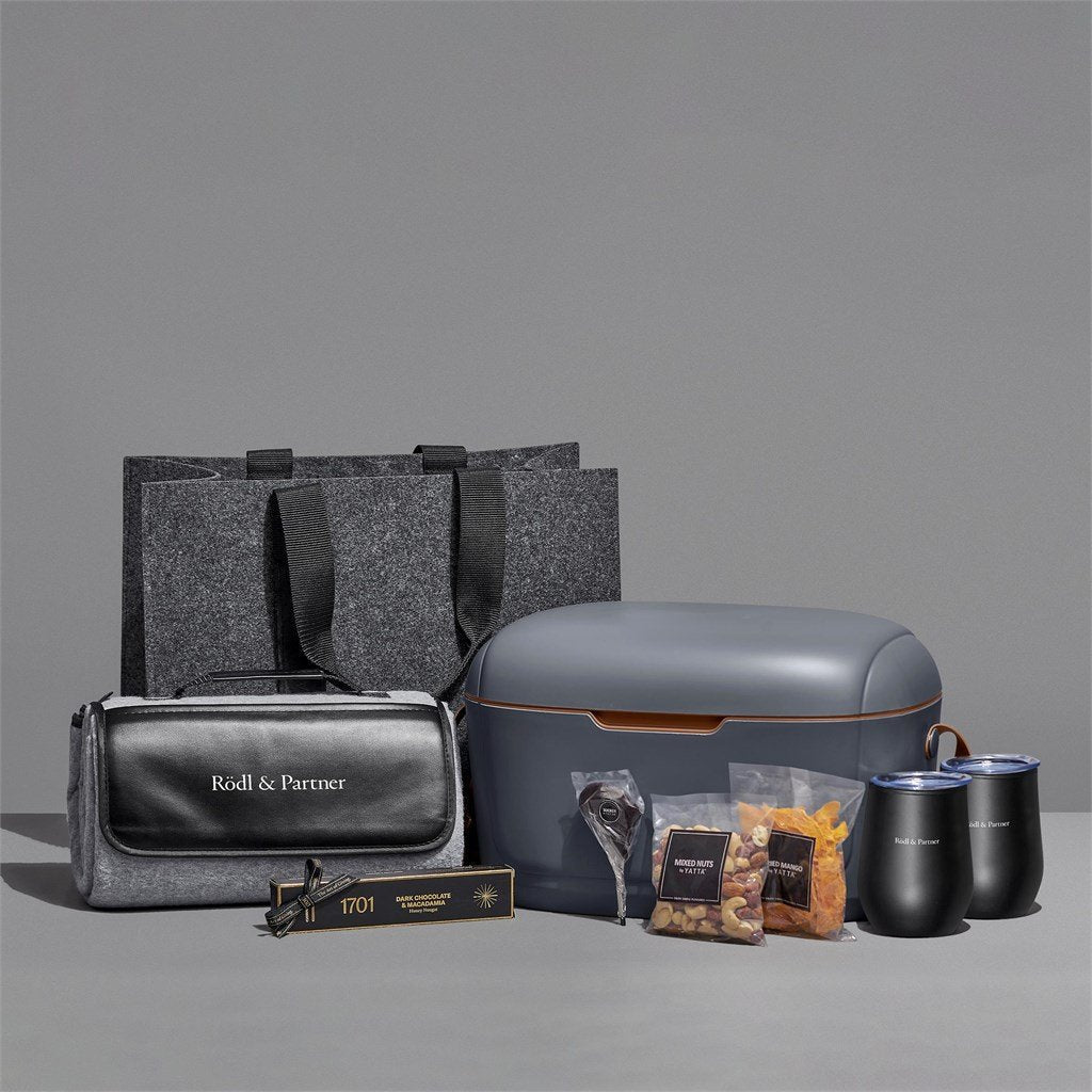 Lavish Leisure Hamper DARK GREY - Premium Hampers,Outdoor Hampers